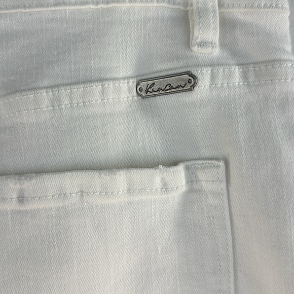 KanCan Signature High Rise Flare Raw Hem White Denim Jeans, 30 - Picture 8 of 10